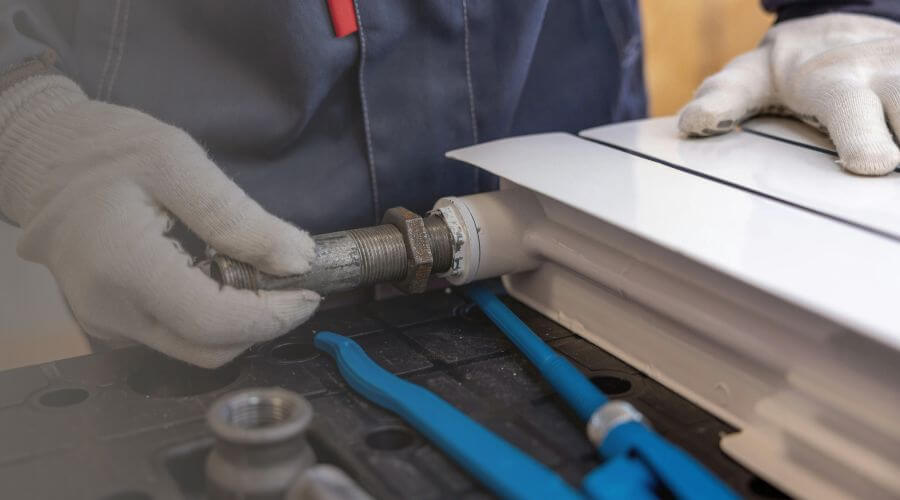 Burst Pipe Repair in Frederick, IL